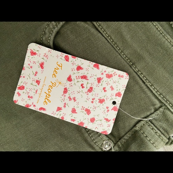 Never worn free people ripped jeans - Picture 4 of 6